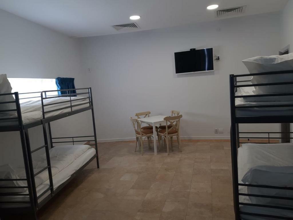 Hotel Andy Km 36 Букурещ Екстериор снимка